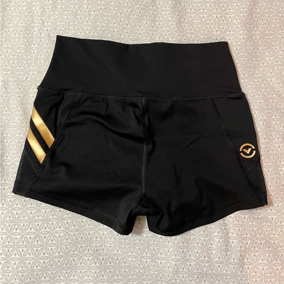 Virus box tech short - Picture 3 of 4